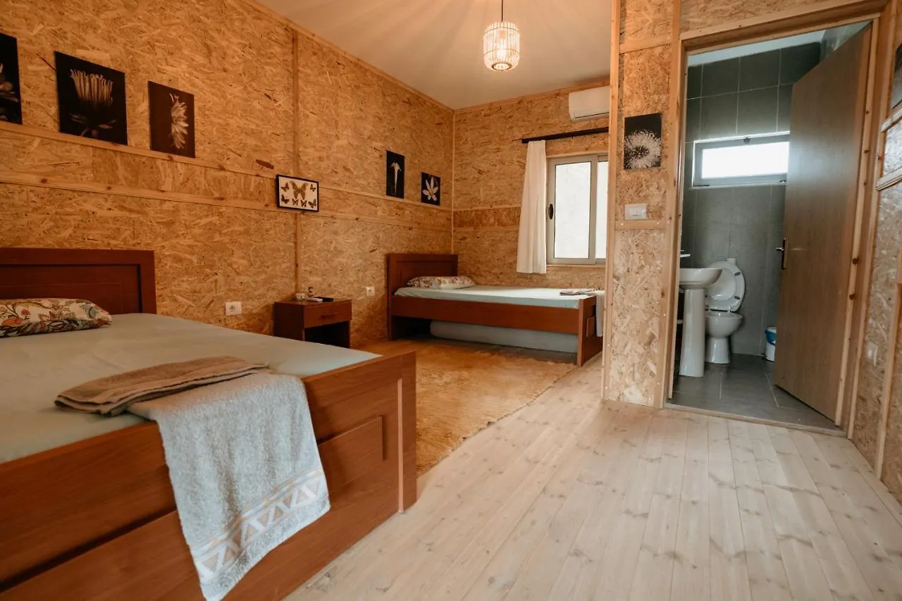 Bujtina Vjosa Hotel Memaliaj 0*,  Albánia
